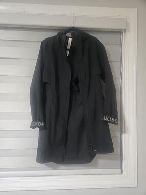 lululemon Rebel Rain Coat